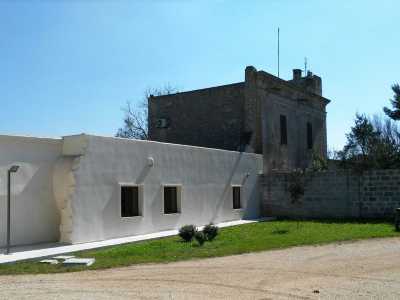 La masseria � stata una roccaforte della presenza criminale sul territorio ma oggi � totalmente altro: aperta alla comunit� e icona di impegno e soprattutto di memoria